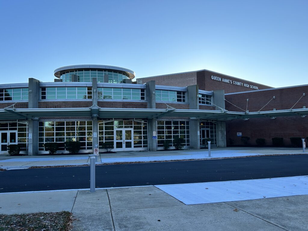 CCF Teaching Artist Adrienne Kraus Latanishen teaches hip-hop classes at QACHS & Centreville Middle School