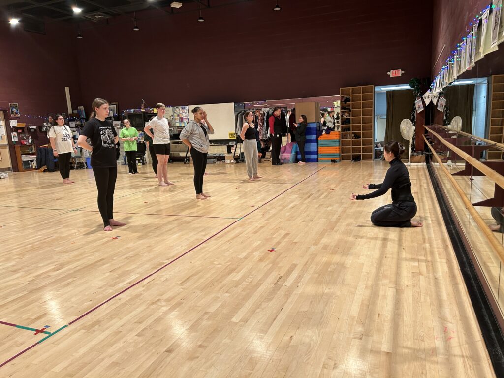 transformative workshop experience taught by Traditional Chinese Dancer Rose Xinran Qi