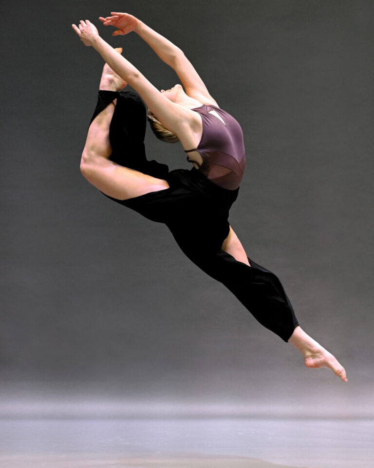 Gabby Pfeifer performing